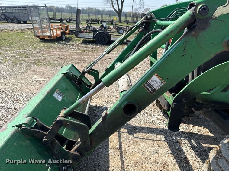 image for item DM5708 2005 John Deere 4720 MFWD tractor