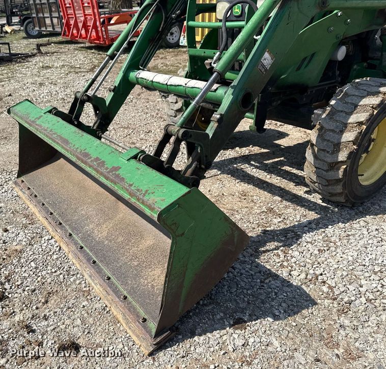 image for item DM5708 2005 John Deere 4720 MFWD tractor