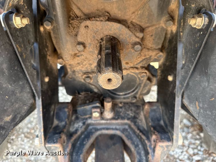 image for item DM5708 2005 John Deere 4720 MFWD tractor