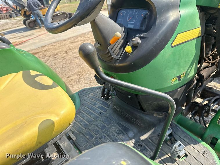 image for item DM5708 2005 John Deere 4720 MFWD tractor