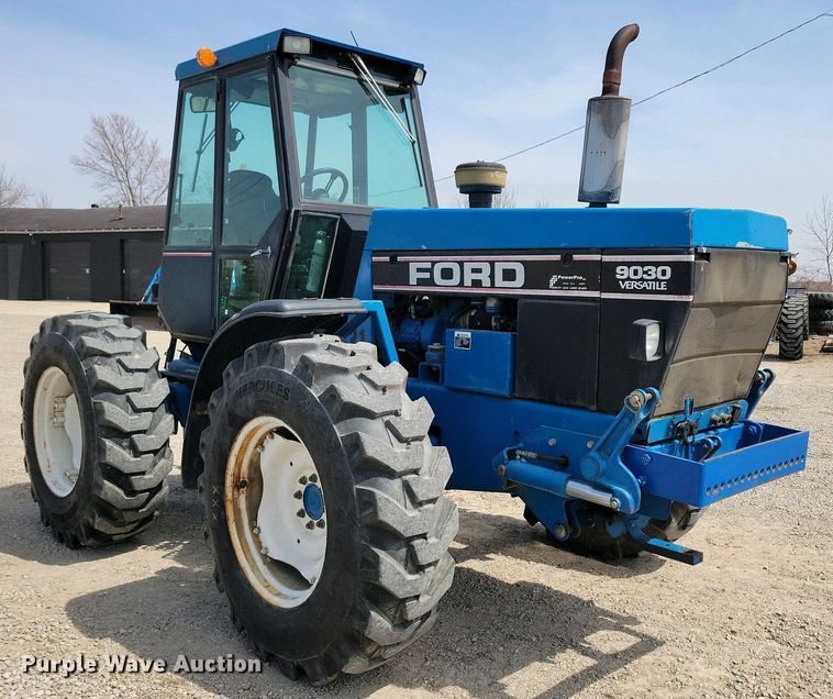 image for item DN3733 Ford Versatile 9030 bi-directional tractor