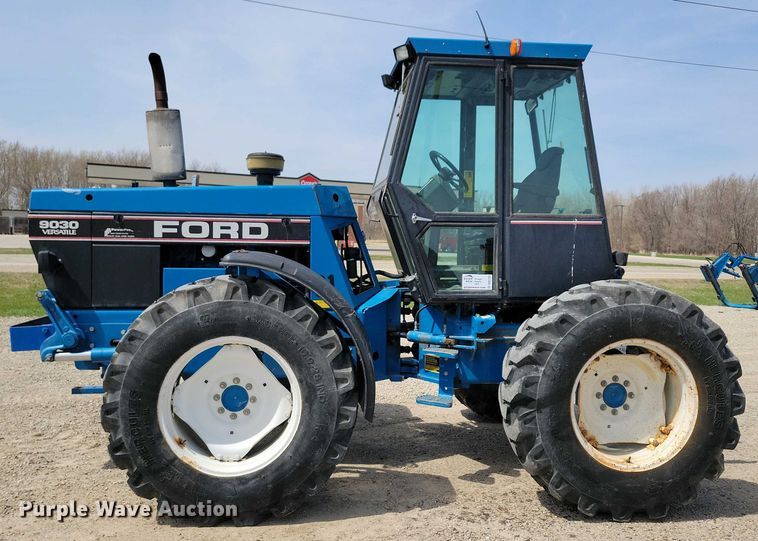 image for item DN3733 Ford Versatile 9030 bi-directional tractor
