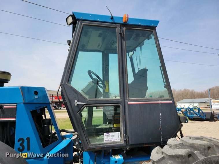 image for item DN3733 Ford Versatile 9030 bi-directional tractor