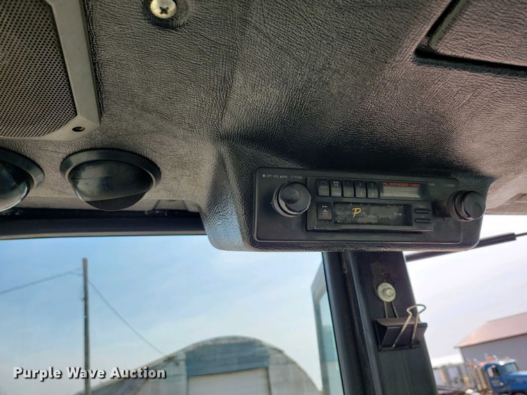 image for item DN3733 Ford Versatile 9030 bi-directional tractor