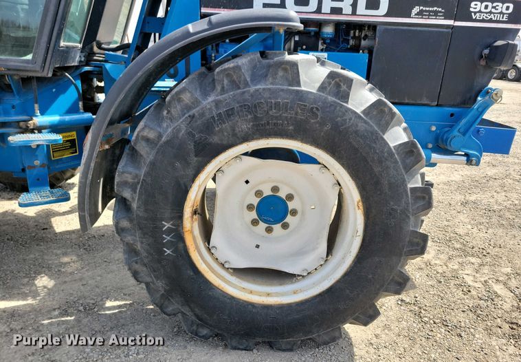 image for item DN3733 Ford Versatile 9030 bi-directional tractor