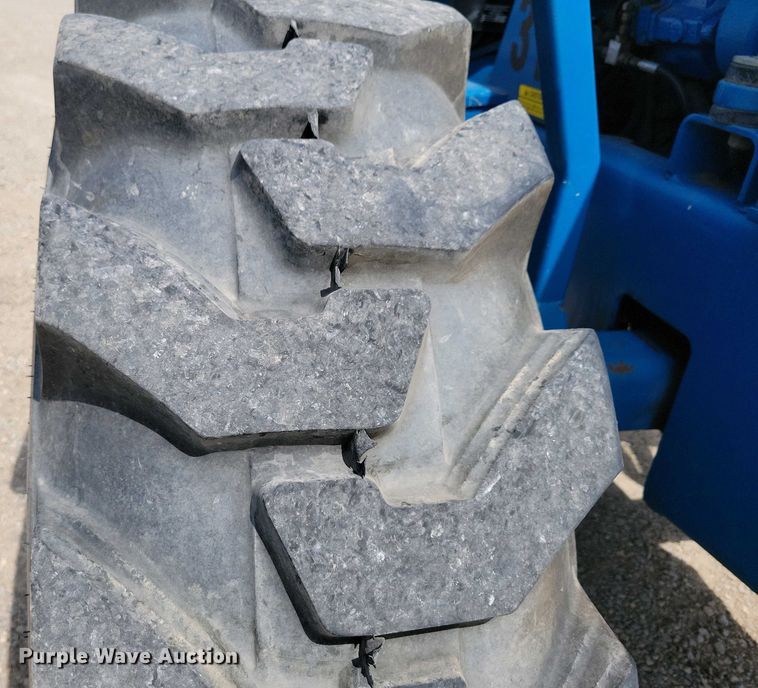 image for item DN3733 Ford Versatile 9030 bi-directional tractor