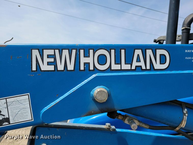 image for item DN3735 New Holland TS 90 MFWD tractor