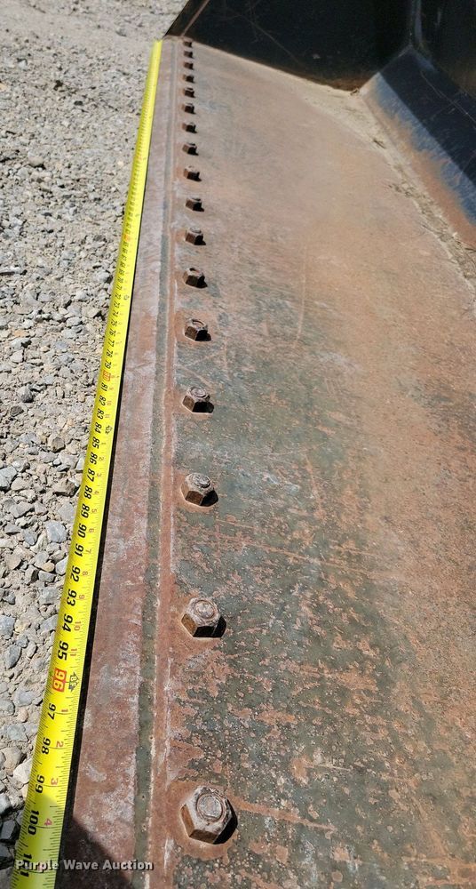 image for item DN3735 New Holland TS 90 MFWD tractor