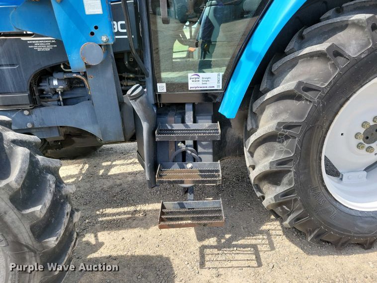 image for item DN3735 New Holland TS 90 MFWD tractor