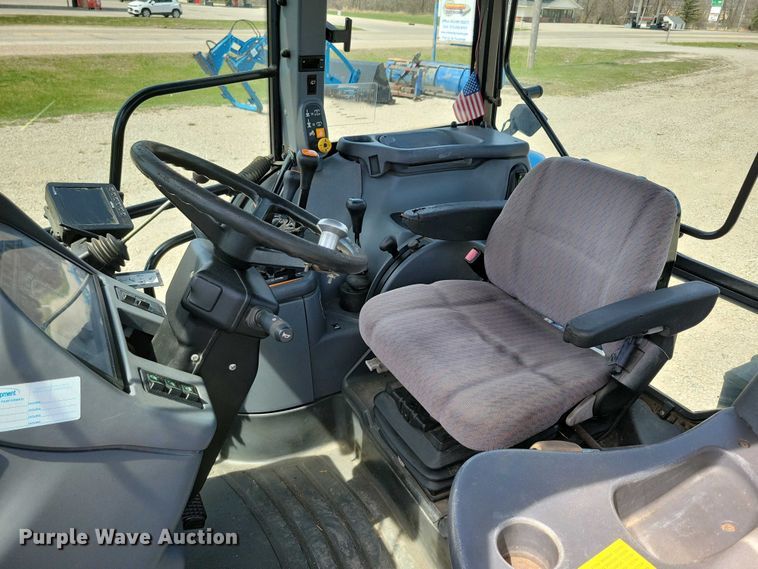 image for item DN3735 New Holland TS 90 MFWD tractor