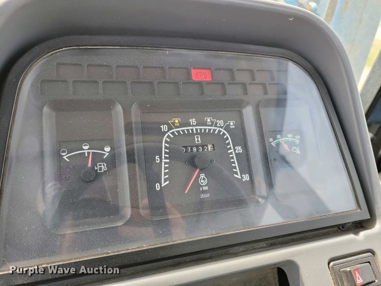 image for item DN3735 New Holland TS 90 MFWD tractor