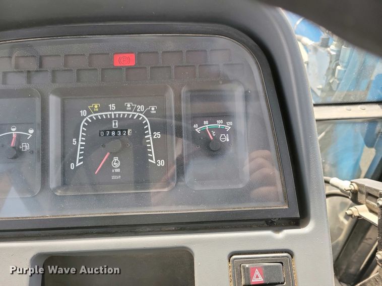 image for item DN3735 New Holland TS 90 MFWD tractor