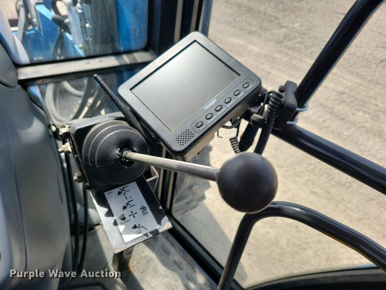 image for item DN3735 New Holland TS 90 MFWD tractor