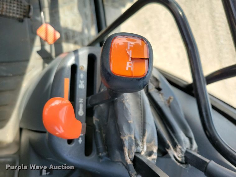 image for item DN3735 New Holland TS 90 MFWD tractor