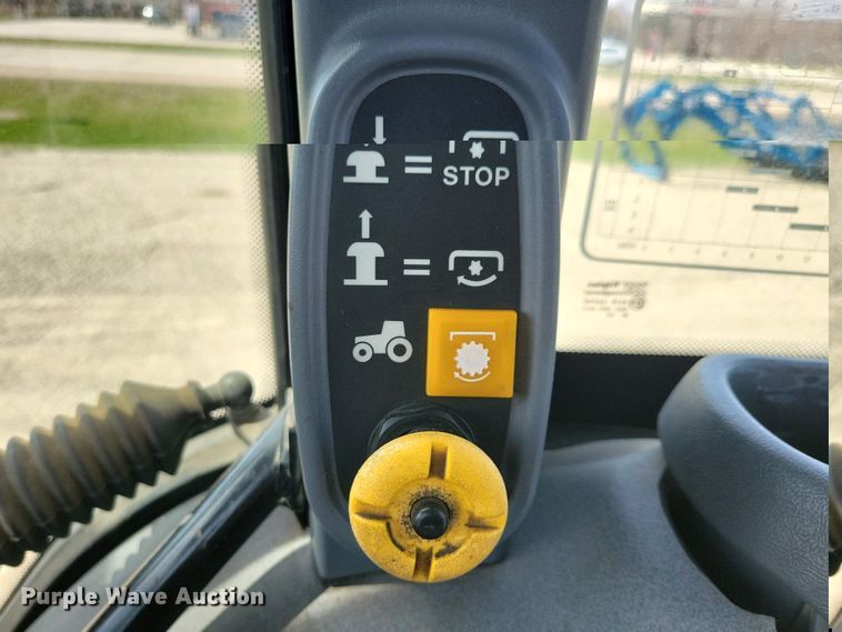 image for item DN3735 New Holland TS 90 MFWD tractor