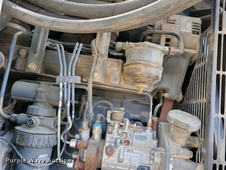 image for item DN3735 New Holland TS 90 MFWD tractor