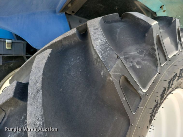 image for item DN3735 New Holland TS 90 MFWD tractor