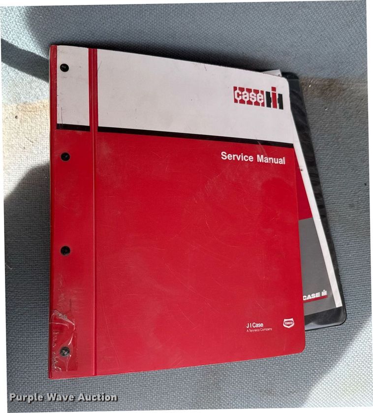 image for item DO0781 Case IH 8312T disc mower