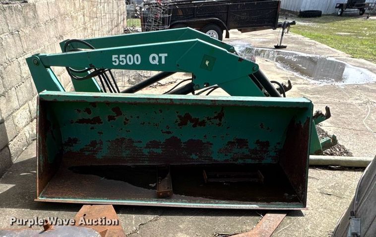 image for item DO0782 KD 5500 QT loader bucket