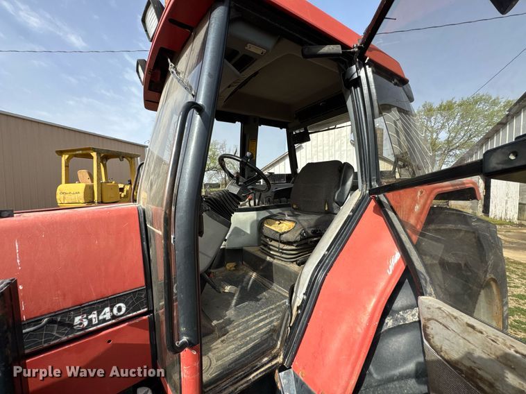 image for item DO0785 1991 Case IH 5140 tractor