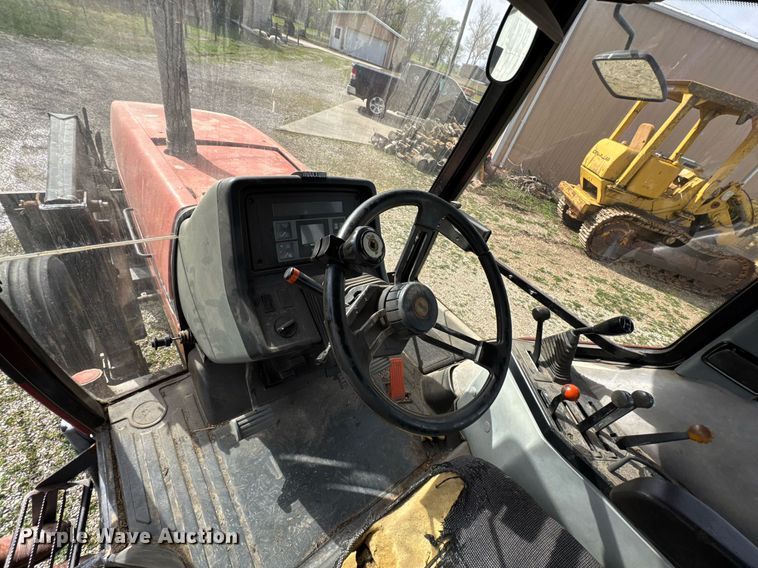 image for item DO0785 1991 Case IH 5140 tractor