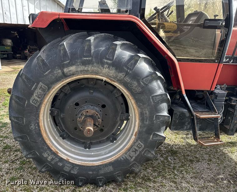 image for item DO0785 1991 Case IH 5140 tractor