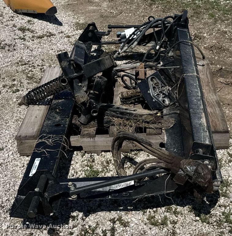 image for item DO0810 Header mounting bracket