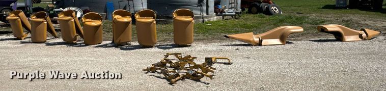 image for item DO0811 (9) Lexion C508-30 corn head snouts