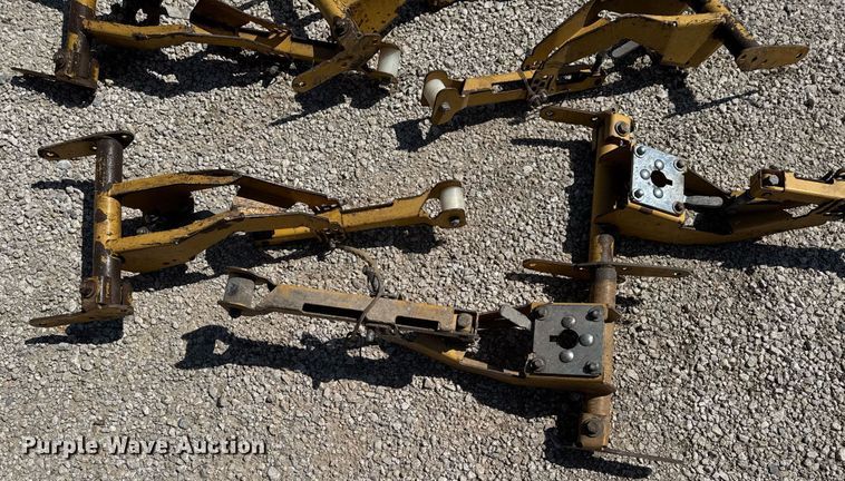 image for item DO0811 (9) Lexion C508-30 corn head snouts