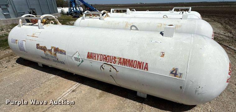 image for item DO0812 (4) NH3 tanks