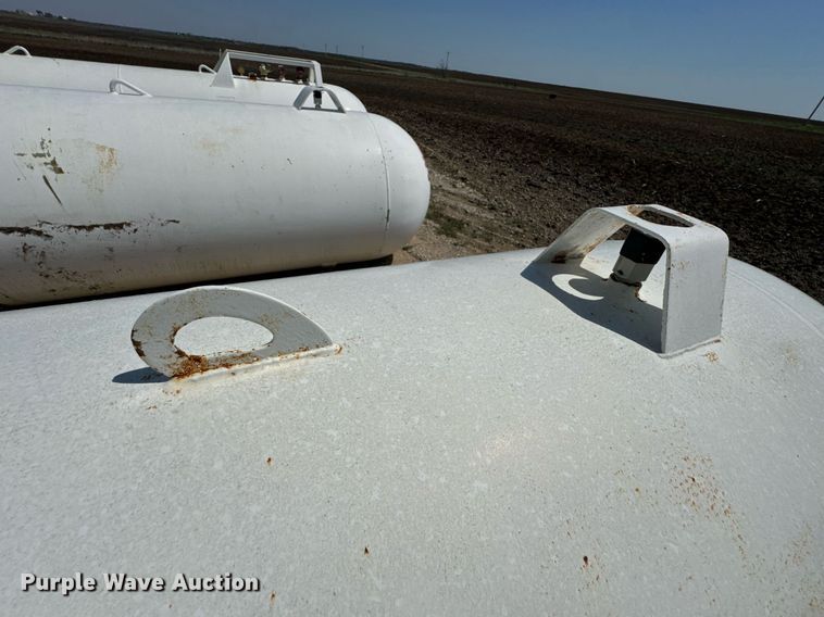 image for item DO0812 (4) NH3 tanks