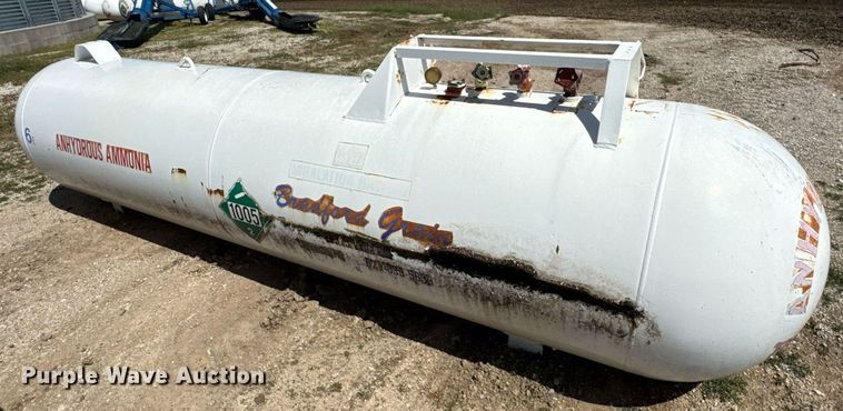 image for item DO0812 (4) NH3 tanks