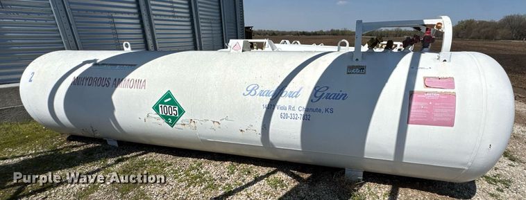 image for item DO0813 2000 Trinity Industries NH3 tank