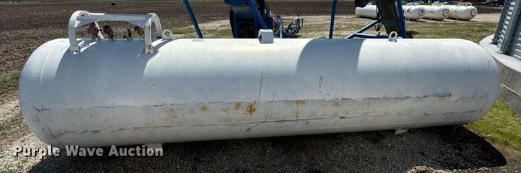 image for item DO0813 2000 Trinity Industries NH3 tank