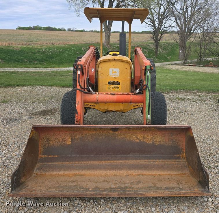image for item DO7899 1976 John Deere 401BD tractor