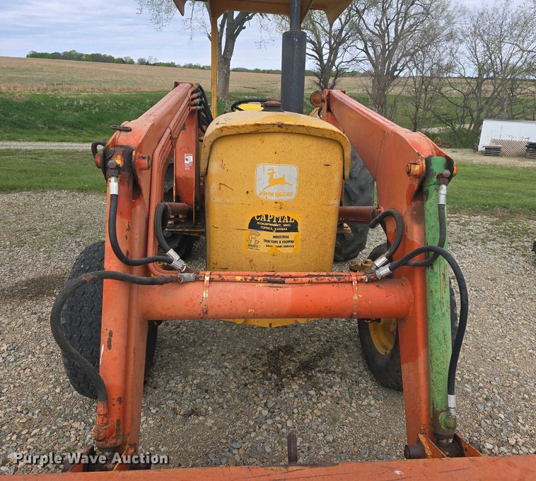 image for item DO7899 1976 John Deere 401BD tractor