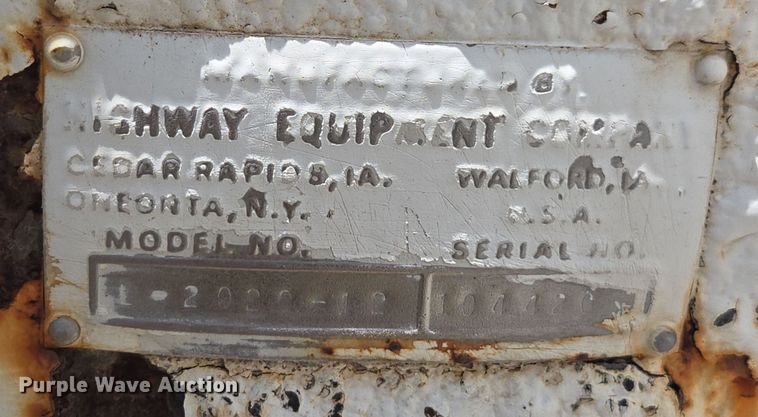 image for item DP6293 1994 Ford L8000 spreader