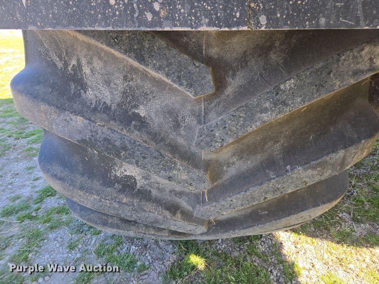 image for item DP6293 1994 Ford L8000 spreader