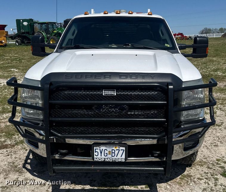 image for item DP6294 2015 Ford F350 Super Duty SuperCrew utility bed pickup truck