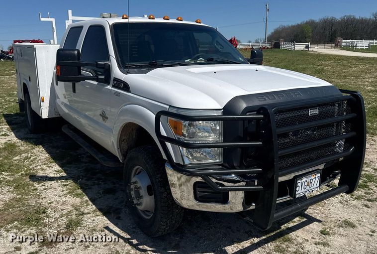 image for item DP6294 2015 Ford F350 Super Duty SuperCrew utility bed pickup truck