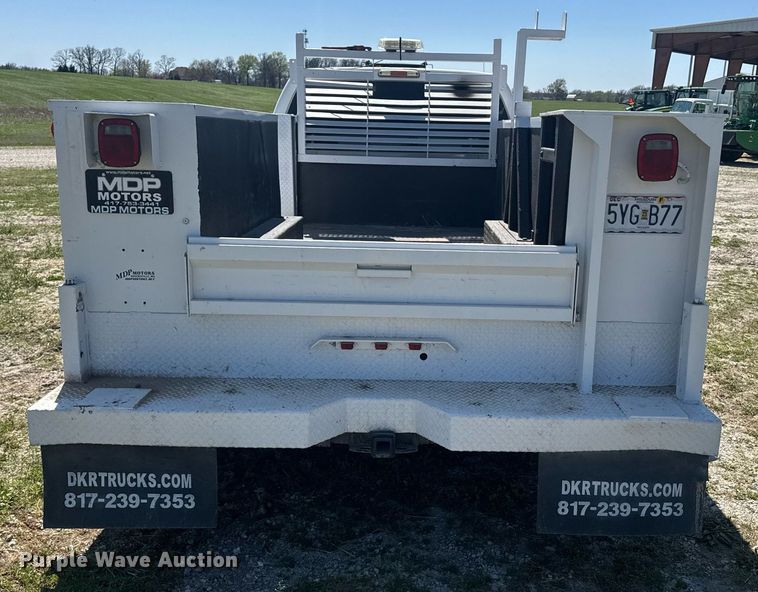 image for item DP6294 2015 Ford F350 Super Duty SuperCrew utility bed pickup truck