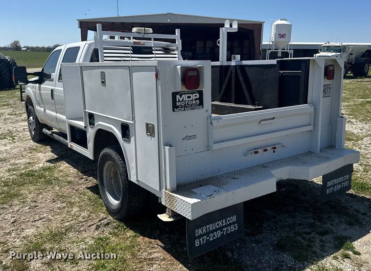 image for item DP6294 2015 Ford F350 Super Duty SuperCrew utility bed pickup truck