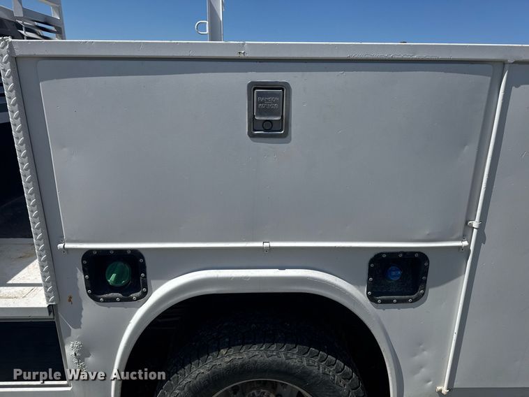 image for item DP6294 2015 Ford F350 Super Duty SuperCrew utility bed pickup truck