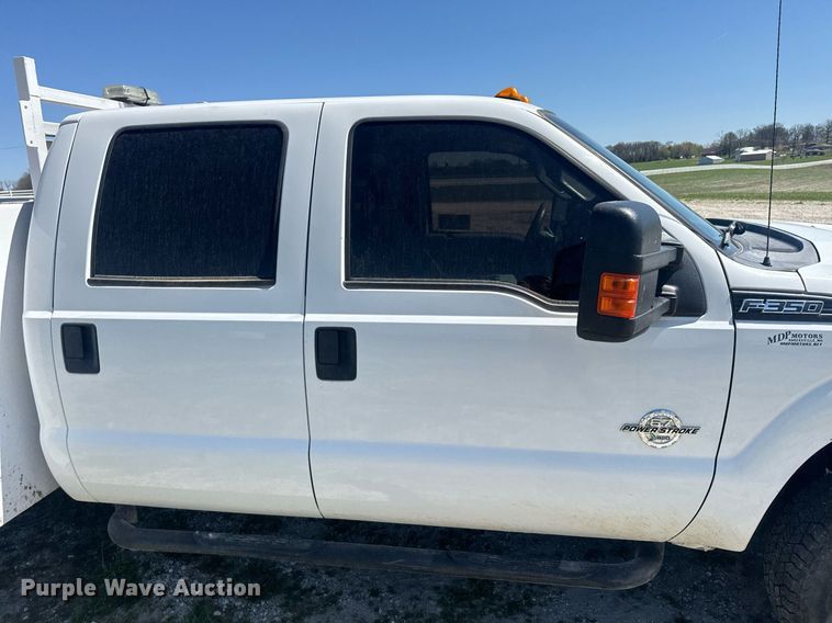 image for item DP6294 2015 Ford F350 Super Duty SuperCrew utility bed pickup truck