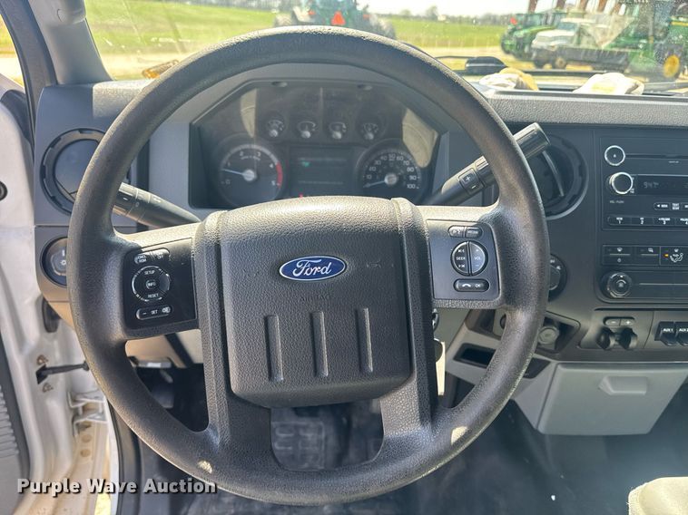 image for item DP6294 2015 Ford F350 Super Duty SuperCrew utility bed pickup truck