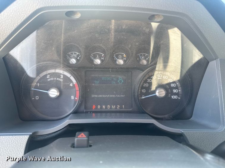 image for item DP6294 2015 Ford F350 Super Duty SuperCrew utility bed pickup truck