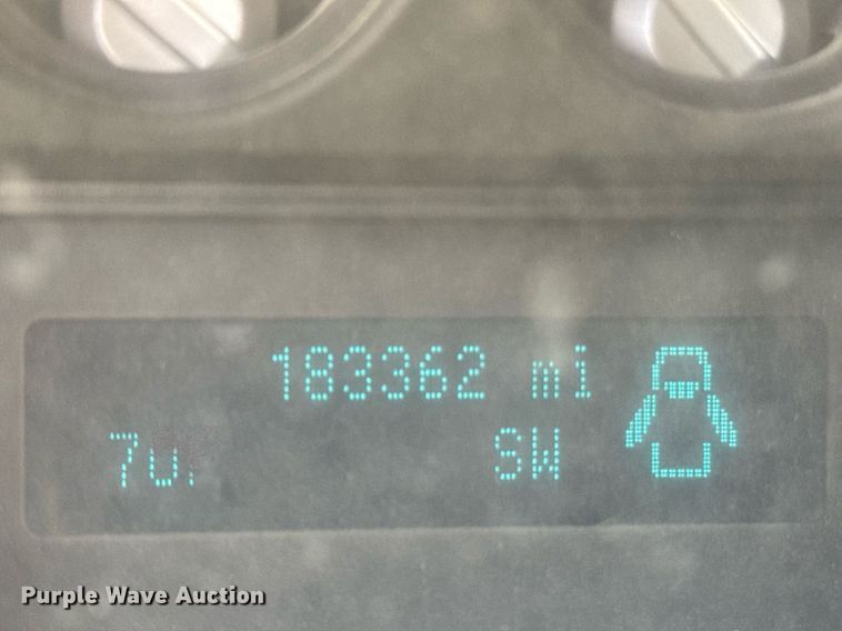 image for item DP6294 2015 Ford F350 Super Duty SuperCrew utility bed pickup truck