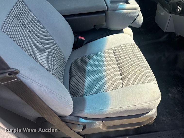 image for item DP6294 2015 Ford F350 Super Duty SuperCrew utility bed pickup truck