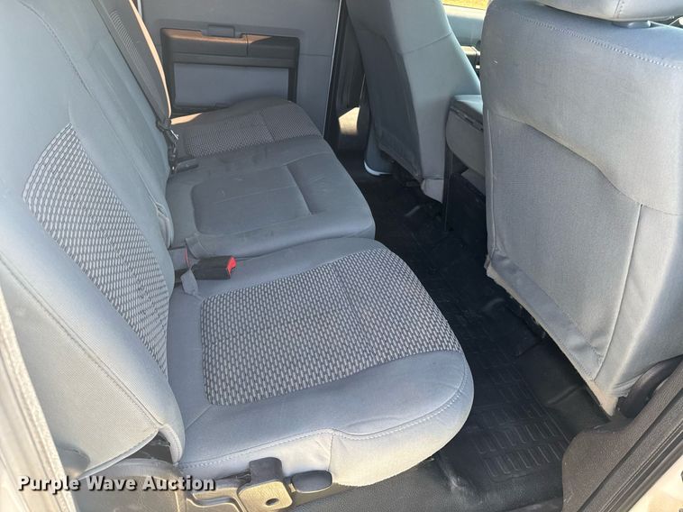 image for item DP6294 2015 Ford F350 Super Duty SuperCrew utility bed pickup truck