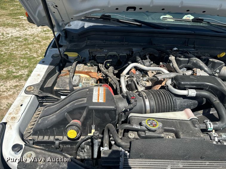 image for item DP6294 2015 Ford F350 Super Duty SuperCrew utility bed pickup truck